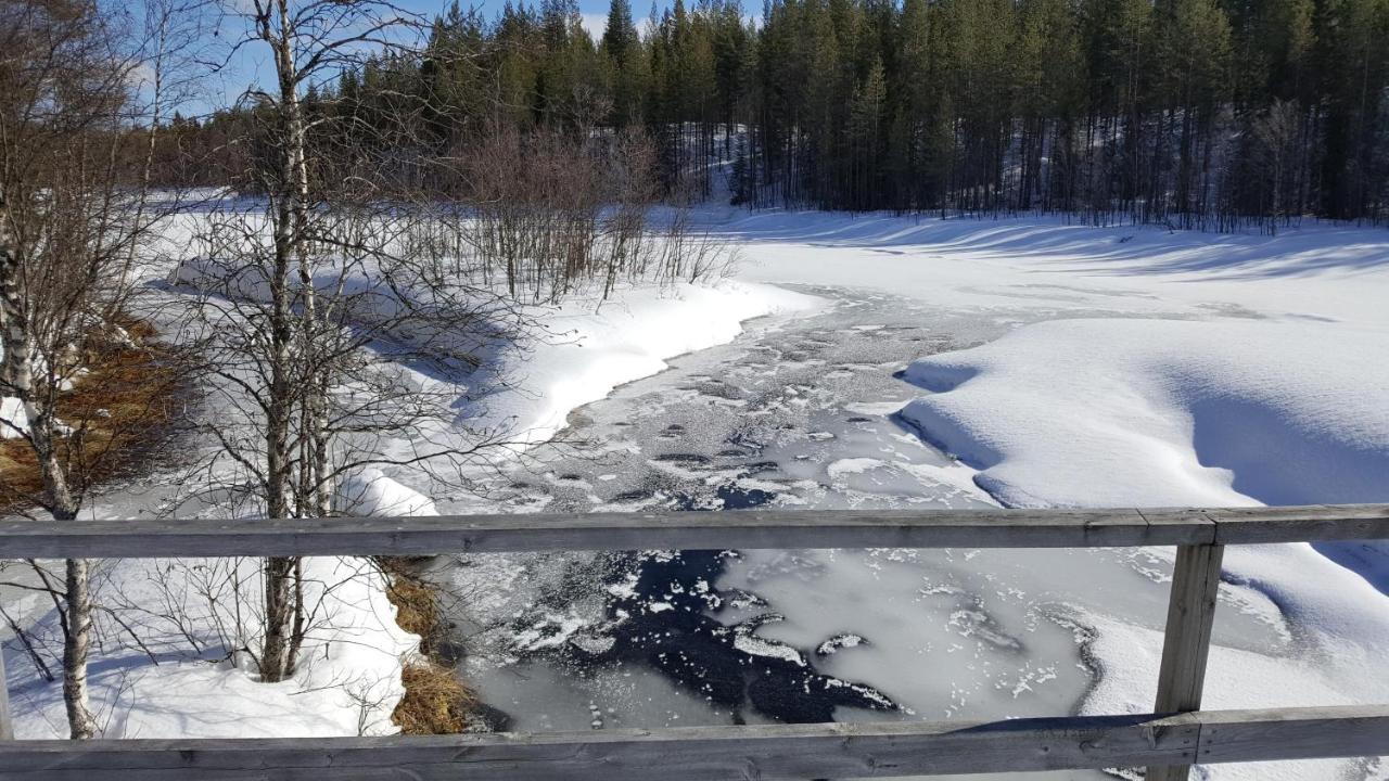 Syoete Huuhkamajat Cottage Екстериор снимка